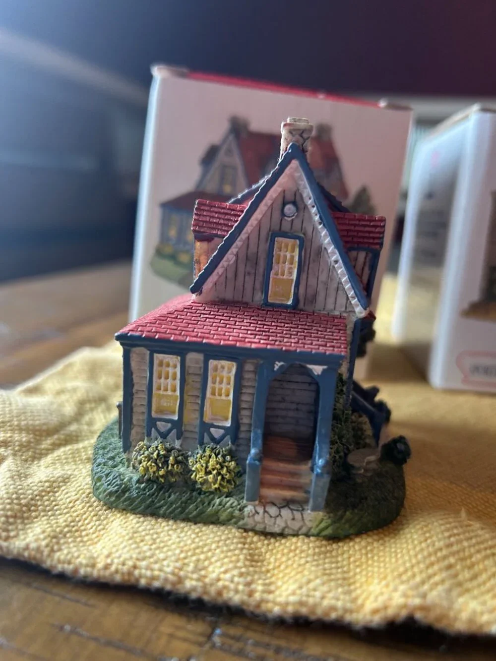 Liberty Falls  Collection  village  4 in set  